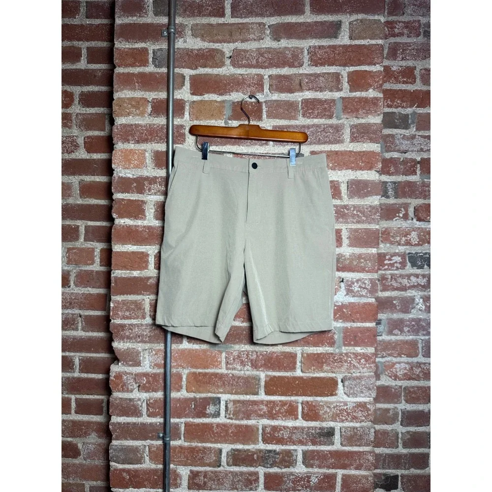 Banana Republic Mens Khaki Shorts 36 Tan Elastic Waist Performance Flat Front